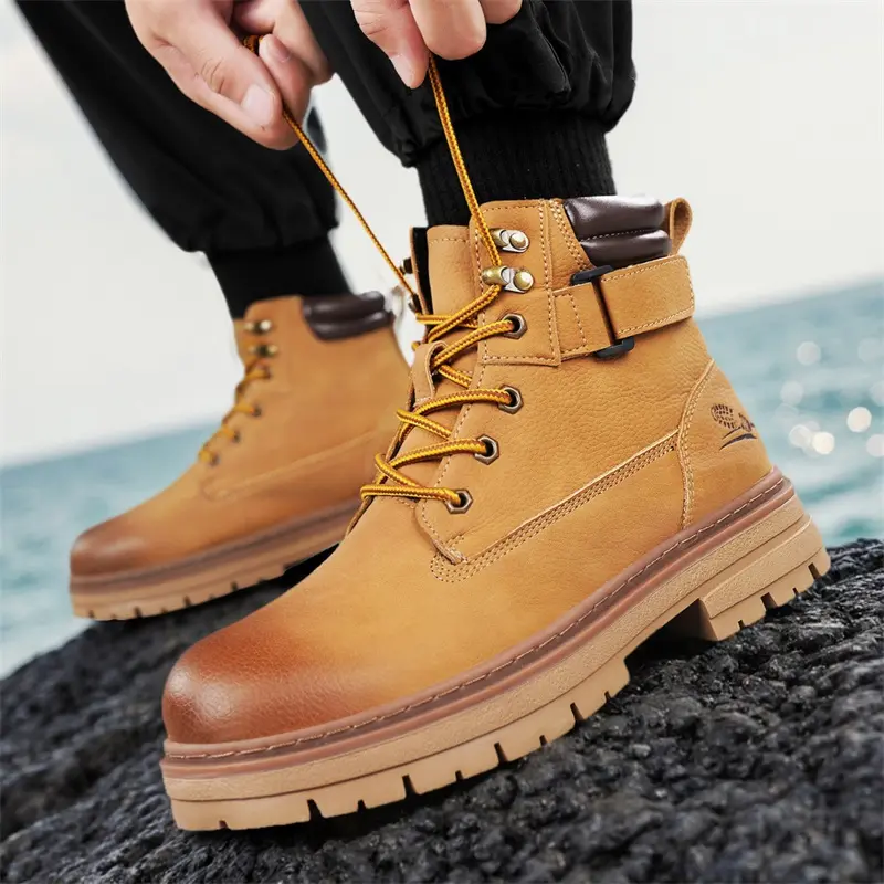 Men's High Top Boots Four Season Outdoor Work Shoes Anti Slip and Comfortable Yellow Boots Fashion British Casual Leather Boots