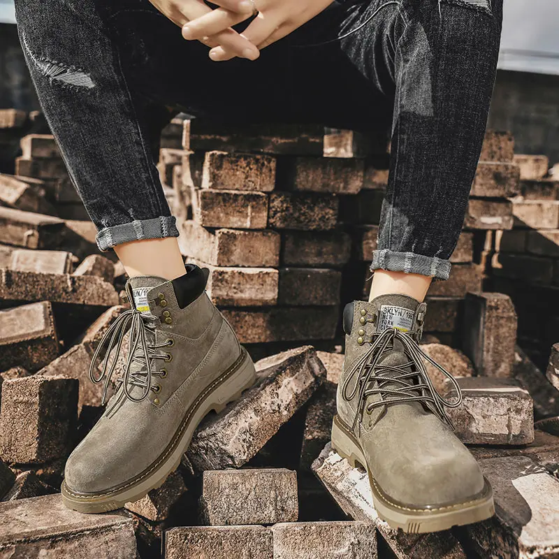 Autumn Winter Velvet Platform Boots for Men Designer Soft-soled Cow Suede Work Shoes Man Fashion Non-slip Yellow Ankle Boot Male