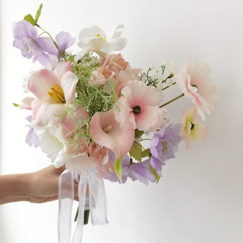 Lifelike Purple Pink Wedding Bouquet Artificial Flowers Handheld Flower Arrangement Home Decoration Suitable for Engagement P...