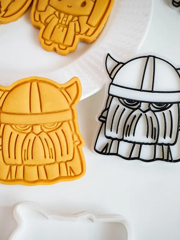 Cartoon Character Baking Mold Japanese Sle Cookie Cutter Baking Tool for DIY Cooking Kitchen Utensils