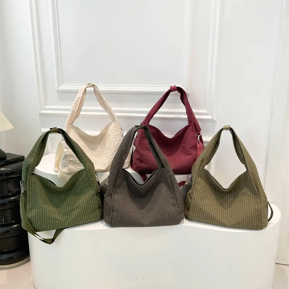 Women Stylish Crossbody Bag Large Capacity Casual Messenger Bag Adjustable Strap Simple Satchel Bag Zipper Closure Chic Hobo Bag