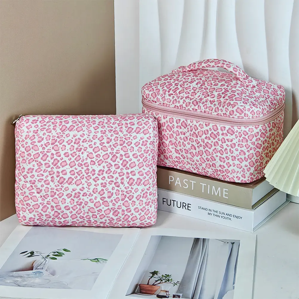 Cotton Padded Toiletry Case Ins Polka Dot Printed Portable Quilted Skincare Pouch Cute Storage Bag Commute Work Date Handbag