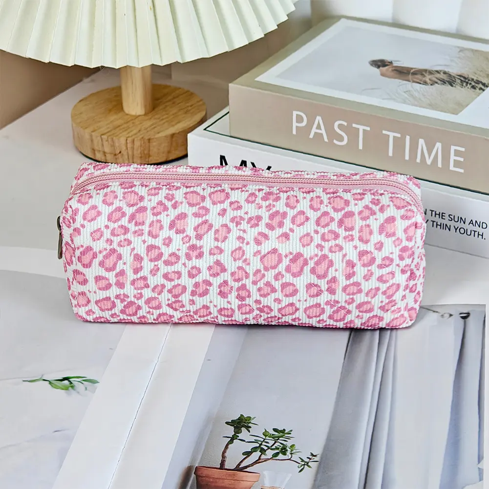 Cotton Padded Toiletry Case Ins Polka Dot Printed Portable Quilted Skincare Pouch Cute Storage Bag Commute Work Date Handbag