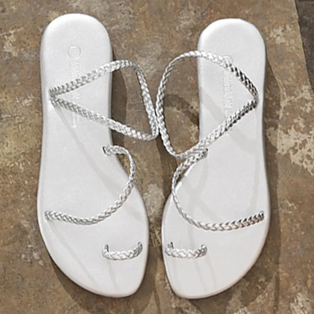 Women Flat Sandals Clip Toe Summer Slip-On Shoes Comfortable Casual Dressy Sandals Non Slip for Outdoor Travel