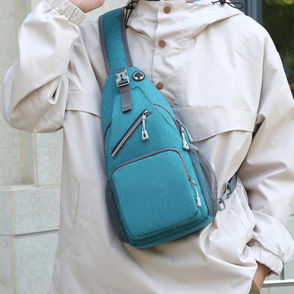 All-Match Chest Bag with Headphone Hole Nylon Crossbody Bag Reflective Strip Oxford Cloth Sling Bag Work Commute Phone Bag
