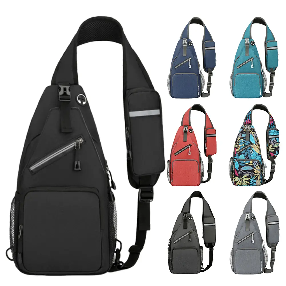 All-Match Chest Bag with Headphone Hole Nylon Crossbody Bag Reflective Strip Oxford Cloth Sling Bag Work Commute Phone Bag