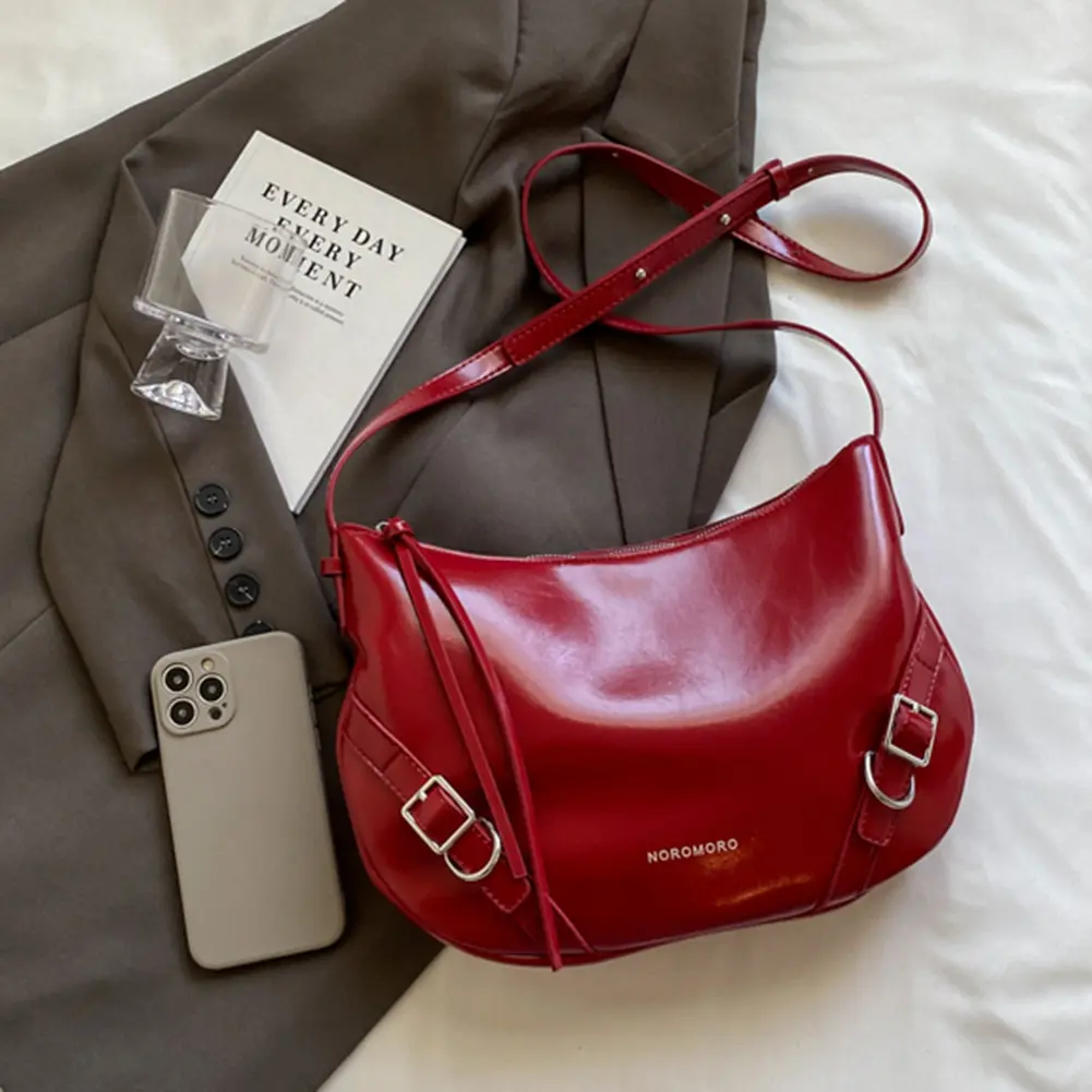 Women PU Stylish Crossbody Bag Adjustable Strap Fashion Shoulder Bag Chic Hobo Bag Zip Closure for Outdoor Travel