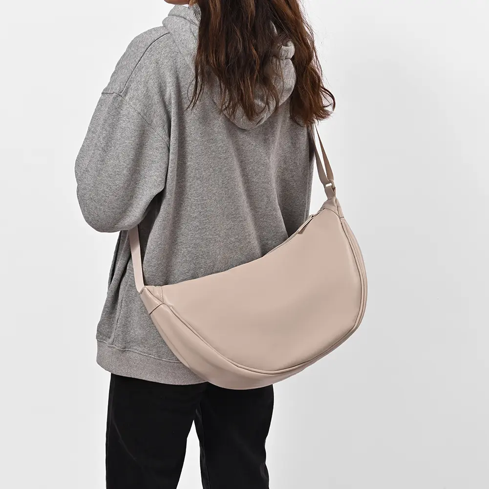 Crescent Bag for Women Men Adjustable Strap Crossbody Bag PU Leather Inner Pocket Handbag Zipper Hobo Bag