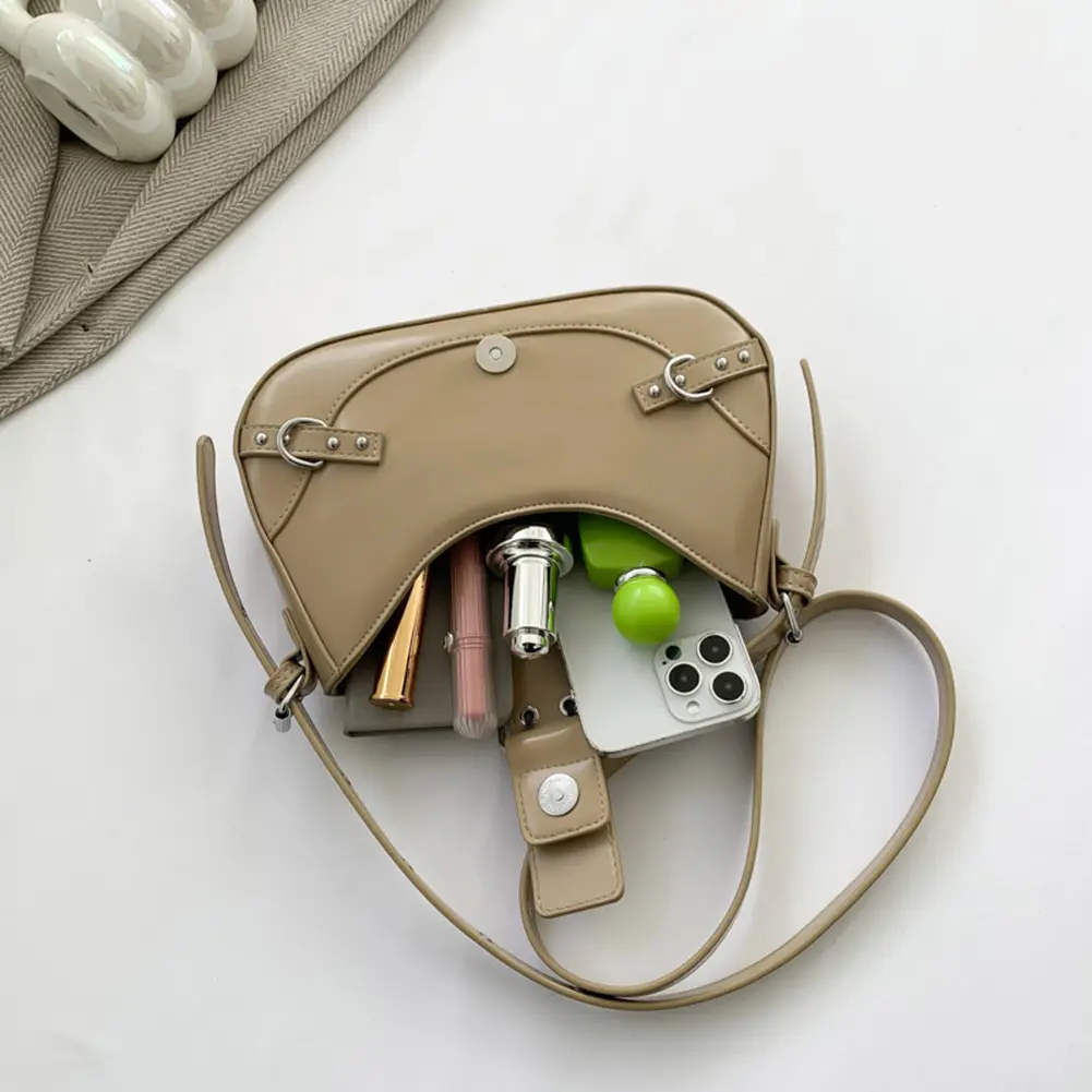 Women Cool Style Crescent Bag Adjustable Strap and Buckle Y2K Shoulder Bag Single Shoulder Bag Large Capacity for Outdoor Travel