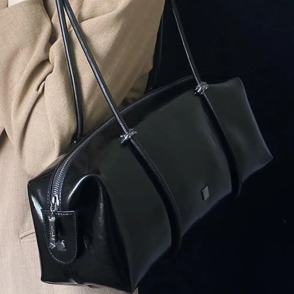 Women Fashion Shoulder Bag Large Capacity PU Boston Pillow Bag Mini Clutch Purse Solid Color Zipper Closure for Vacation Party
