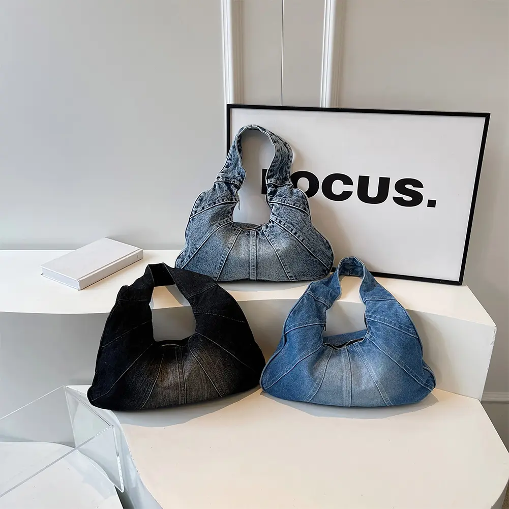 Women Denim Shoulder Bag with Zipper Underarm Purse Trendy With Pocket Clutch Bag for Work Travel Shopping
