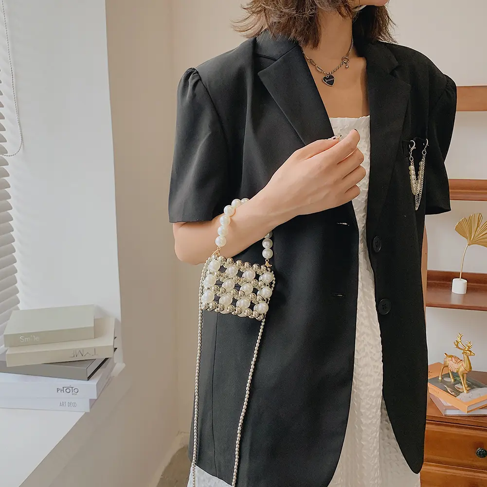 Fashion Lady Mini Pearl Handbag Luxury Coin Purse Women Square Messenger Bag Shopping Bags Pure Color Bucket