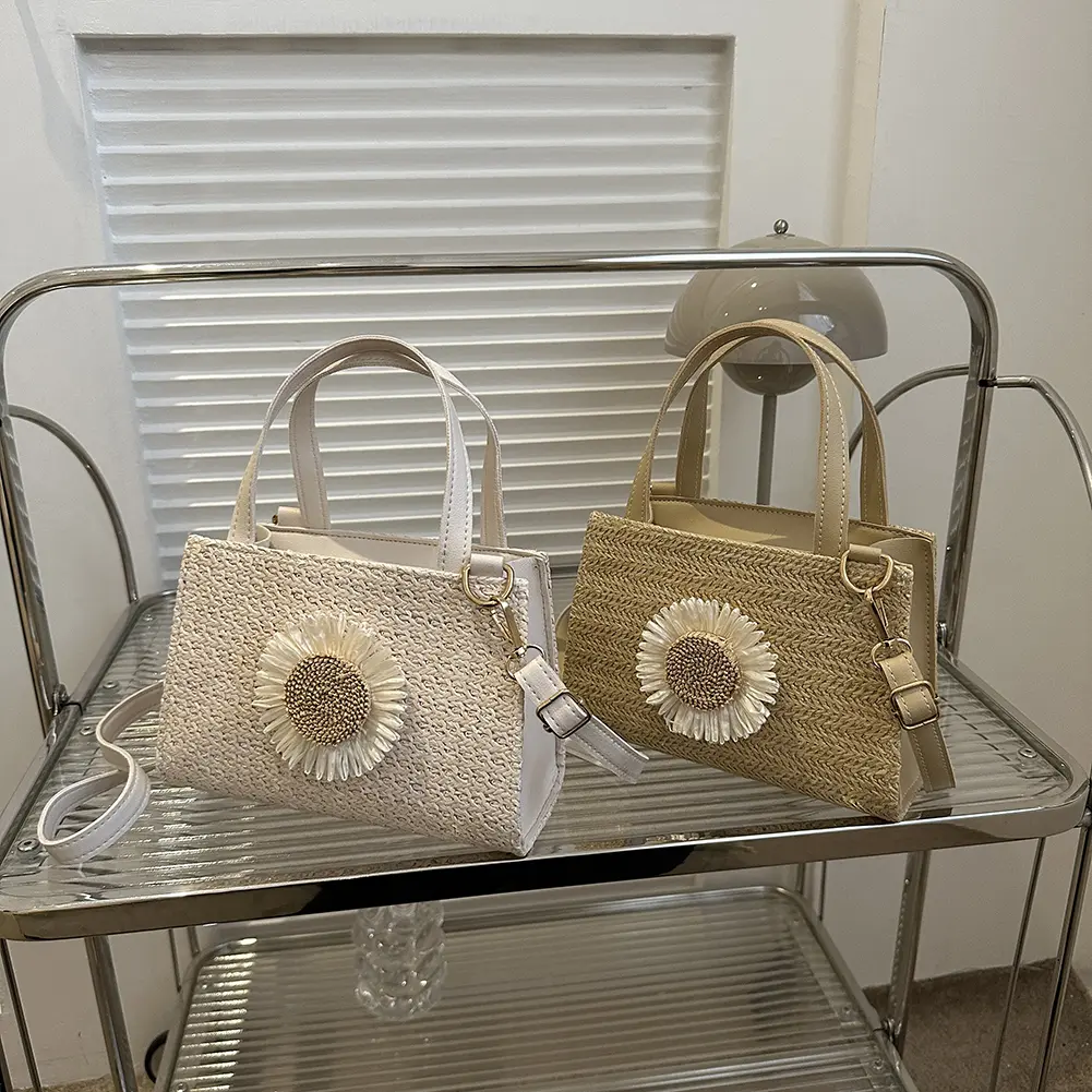 Sun Flower Straw Bag Handbag Adjustable Strap Summer Beach Bag for Daily Life Leisure