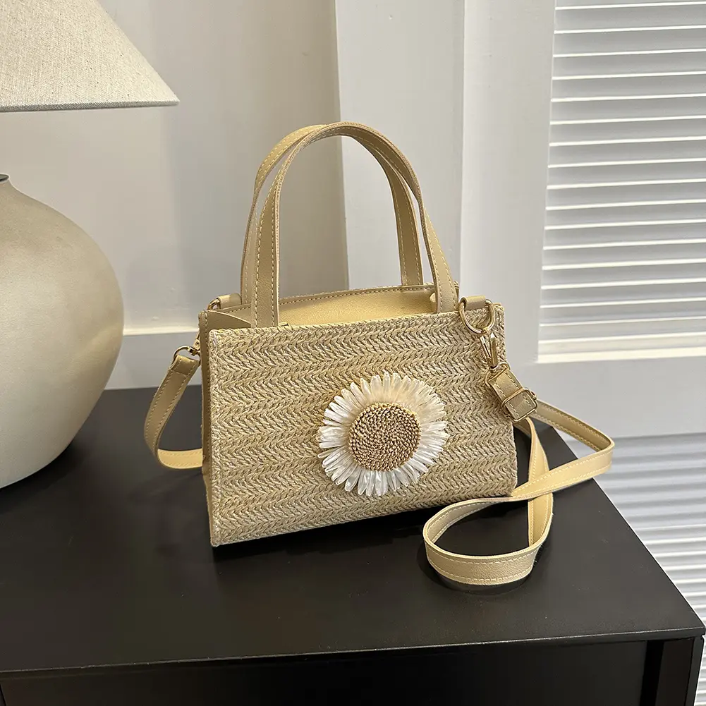 Sun Flower Straw Bag Handbag Adjustable Strap Summer Beach Bag for Daily Life Leisure
