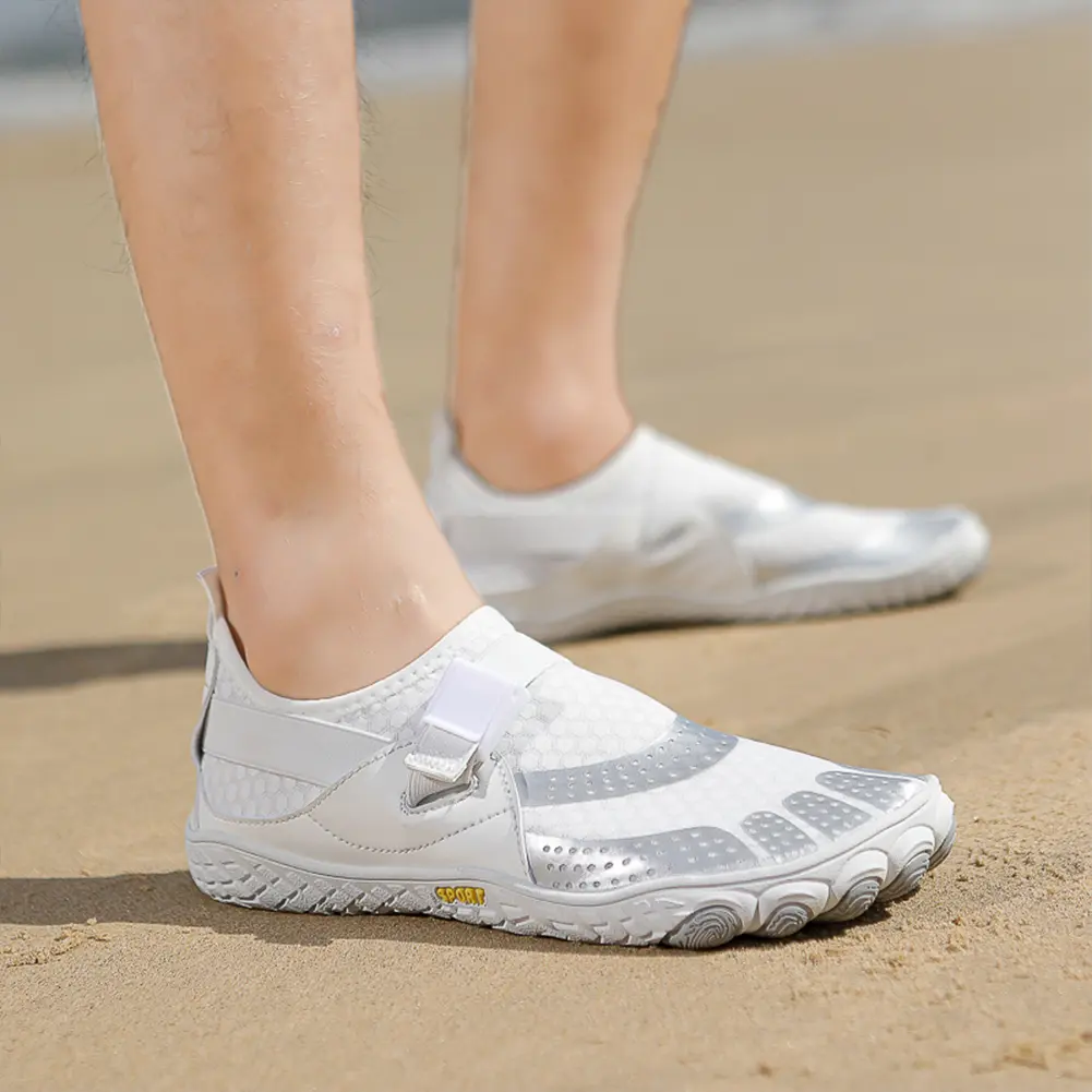 Men Women Beach Aqua Shoes Quick Dry Barefoot Aqua Shoes Size 36-45 River Sea Aqua Shoes Sneakers for Water Sports Outdoor Beach