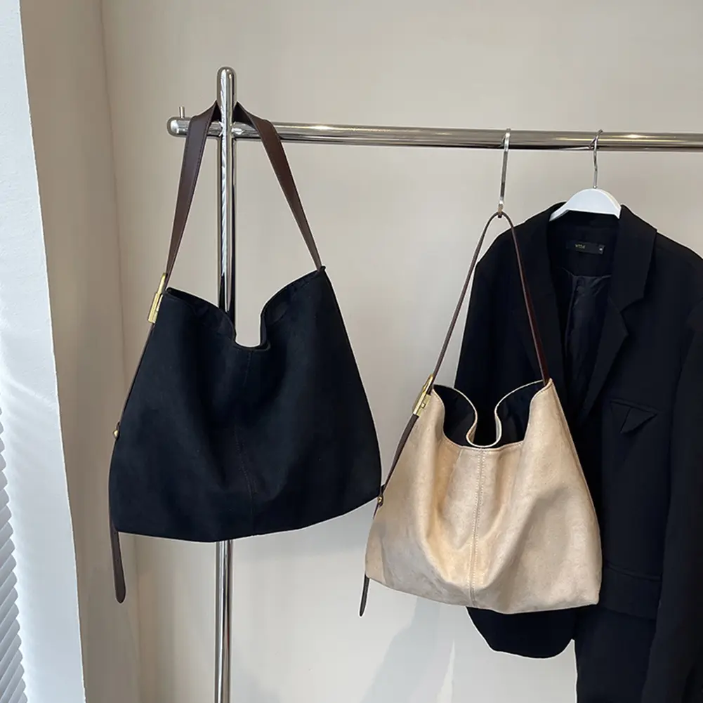 Women Slouchy Crossbody Bag Large Capacity Suede Simple Tote Bag Adjustable Strap Casual Satchel Bag Ladies Outdoor Bag