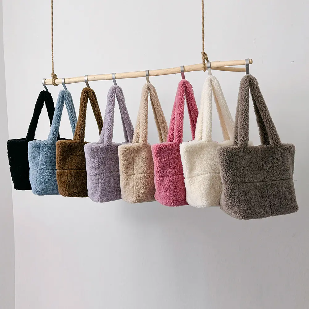 Faux Fur Handbag Women Casual Lambswool Tote Bag Lightweight Plush Tote Handbag Fuzzy Shoulder Bag Winter Shopping Bag