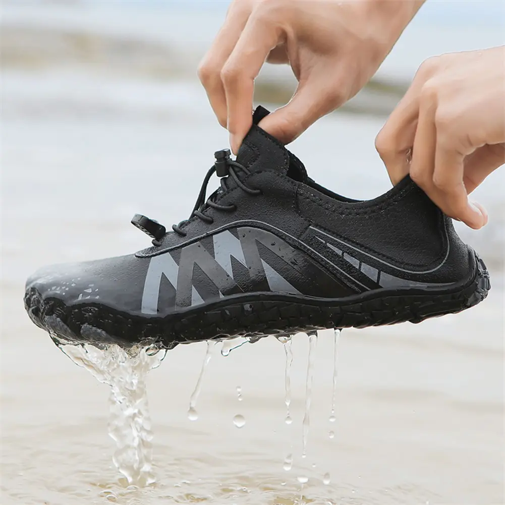 Water Shoes Barefoot Beach Sandals Breathable Upstream Aqua Shoes Qiuck Drying Lightweight Hiking Shoes Beach Swimming Footwear