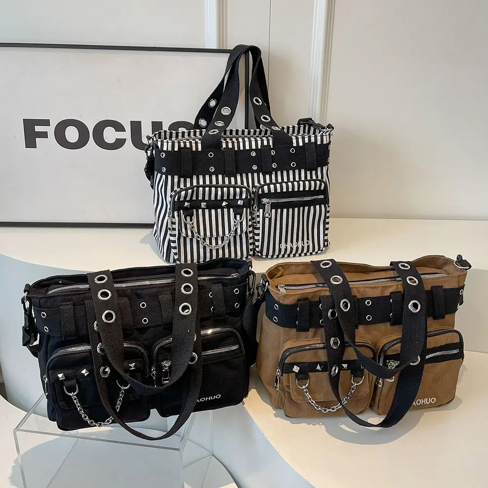 Women Rockabilly Shoulder Bag with Chain Canvas Gothic Satchel Bag Zipper Closure Rivet Tote Handbag Rock Girls Daily Bag