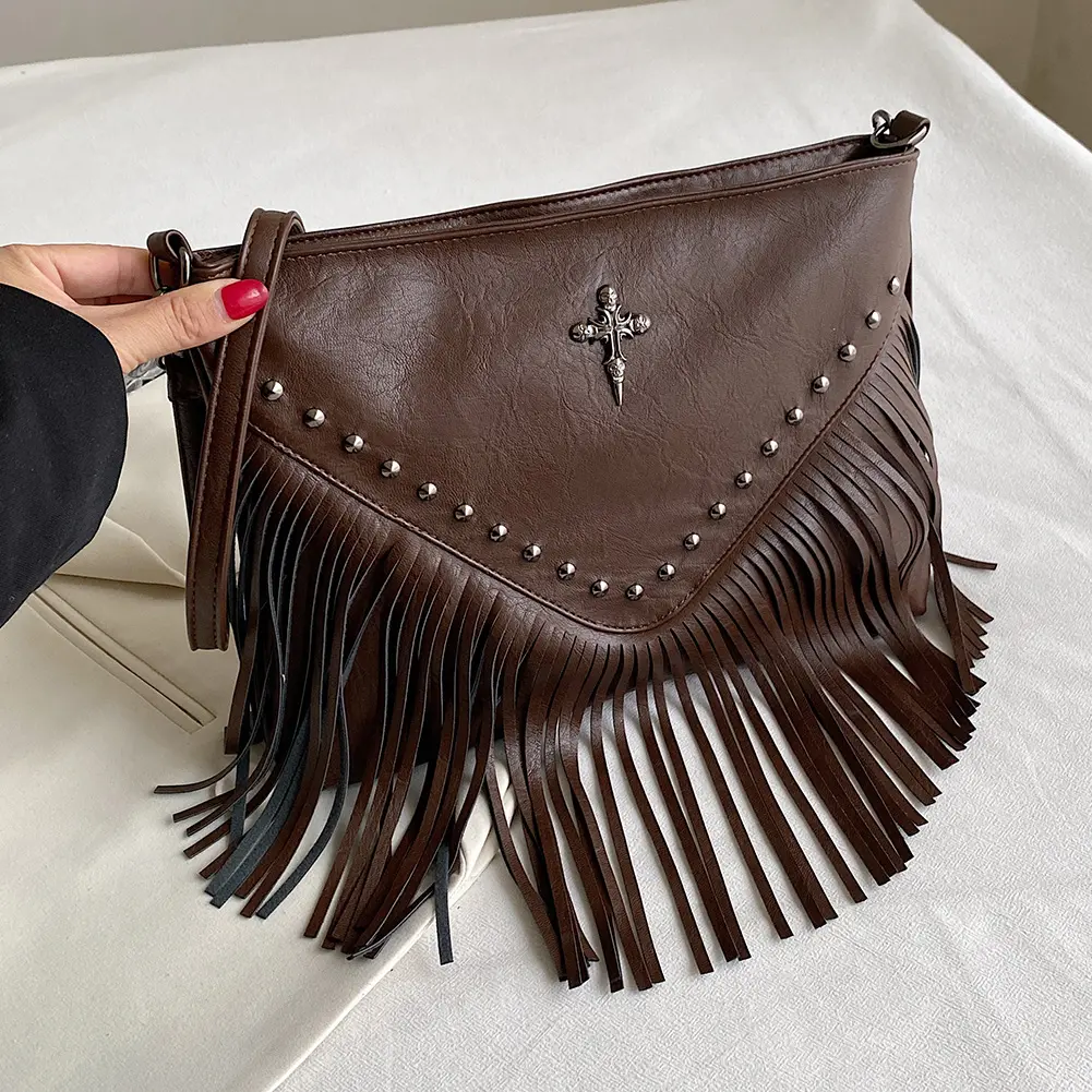 Women PU Studded Tassel Shoulder Bag Large Capacity Fashionable Crossbody Bag Vintage Small Handbag for Outdoor Travel