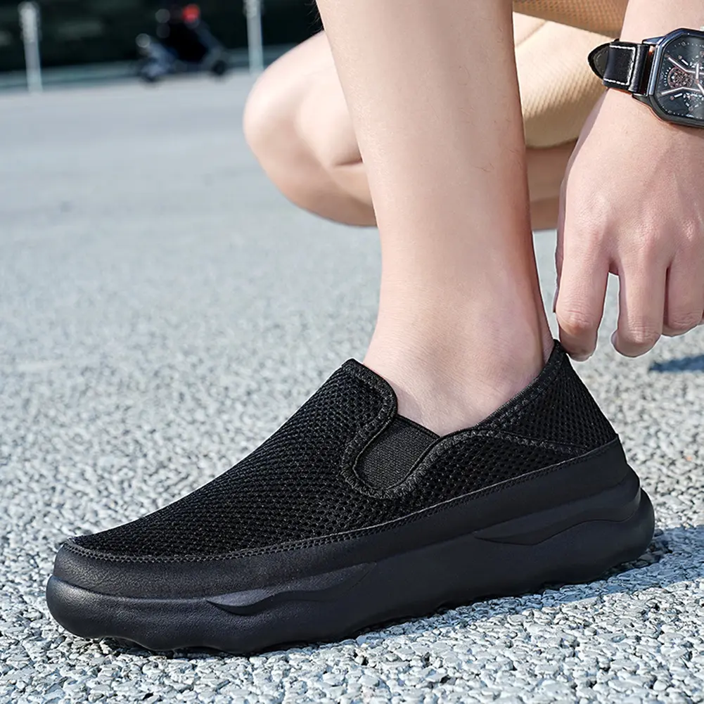 Men Low-Top Running Sneakers Non-Slip Mesh Slip-On Shoes Wear-Resistant Trendy Knitting Slippers for Sailing Jogging Gardening