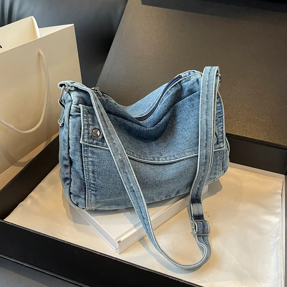 Denim Aesthetic Crossbody Bag Handbag Casual Retro Women Hobo Bag Lightweight Jean Purses with Adjustable Strap Travel Shopper