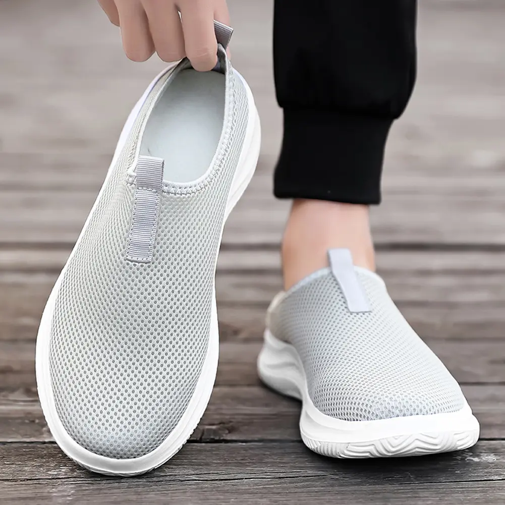 Men Large Size Running Sneaker Wear-Resistant Mesh Half Slippers Breathable Soft Sole Flat Shoes for Sailing Jogging Gardening