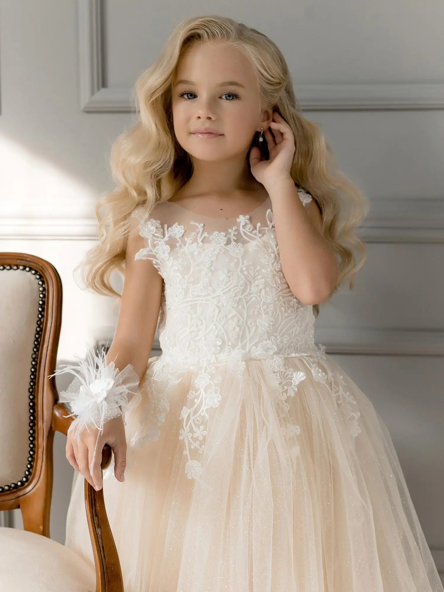 2024 Tulle Lace Flower Girl Dresses For Wedding Bridesmaid Kids Baby Children Long Princess Party First Communion Evening Dress