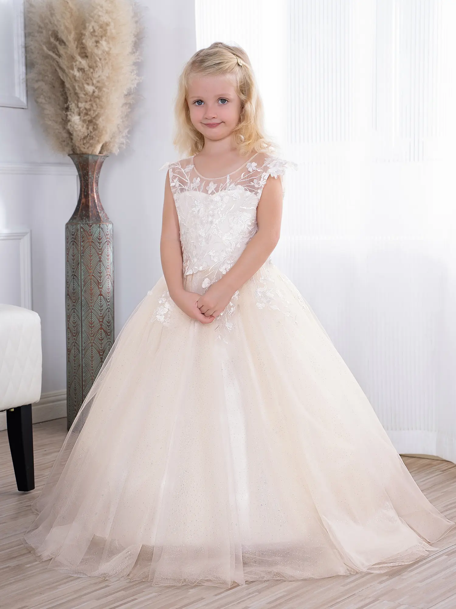 2024 Tulle Lace Flower Girl Dresses For Wedding Bridesmaid Kids Baby Children Long Princess Party First Communion Evening Dress