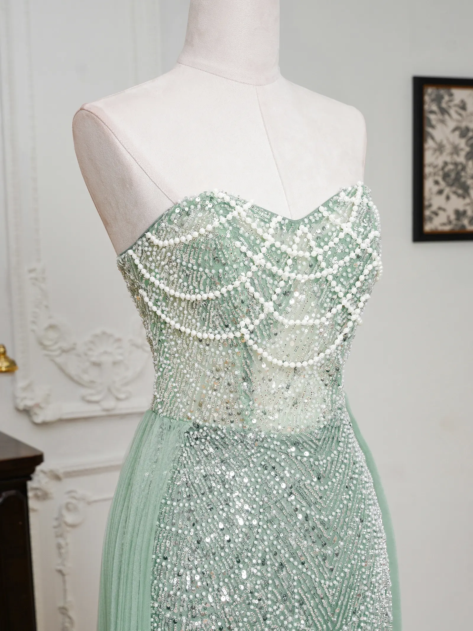 MisShow Luxury Beaded Evening Dresses Strapless Sweetheart Collar Sequins Mermaid Dress Lace-up Backless Sheer Split Train Gowns