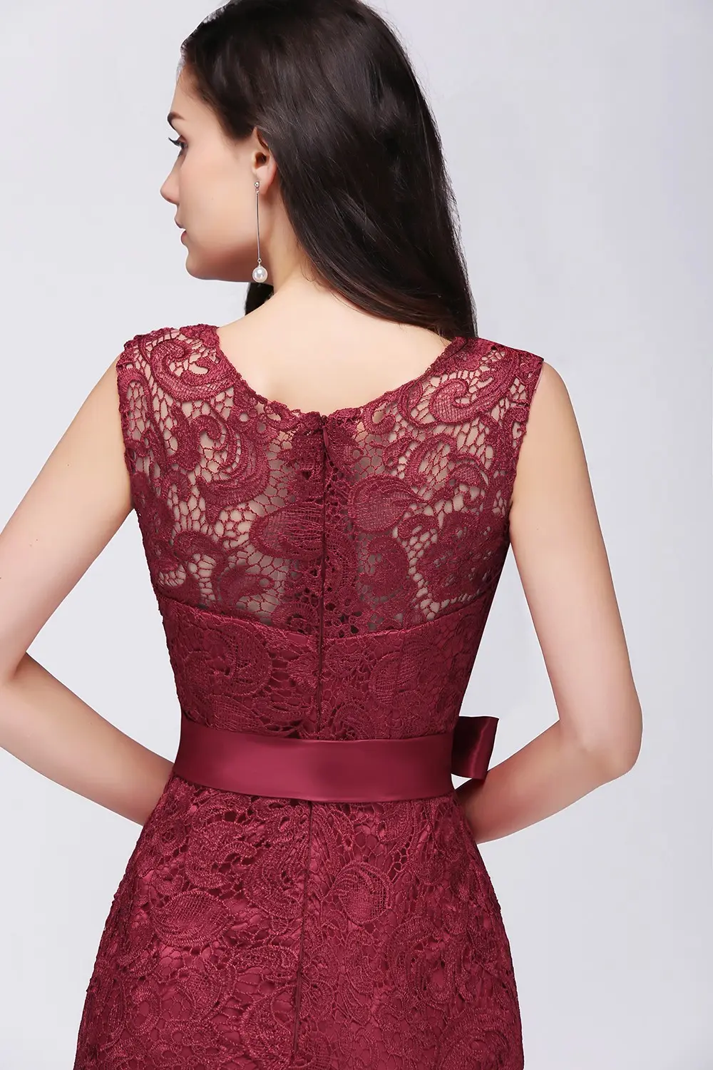 Burgundy Lace Mermaid Evening Dresses Elegant Appliques With Satin Bow Sashes Prom Gowns Formal Party Vestido De Gala For Bride