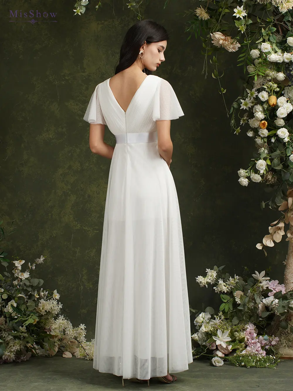 Simple Beach Ivory Wedding Dresses For Women A-Line Puffer Short Sleeve V-Neck Pleat Tulle Open Back Bridal Prom Gowns With Belt