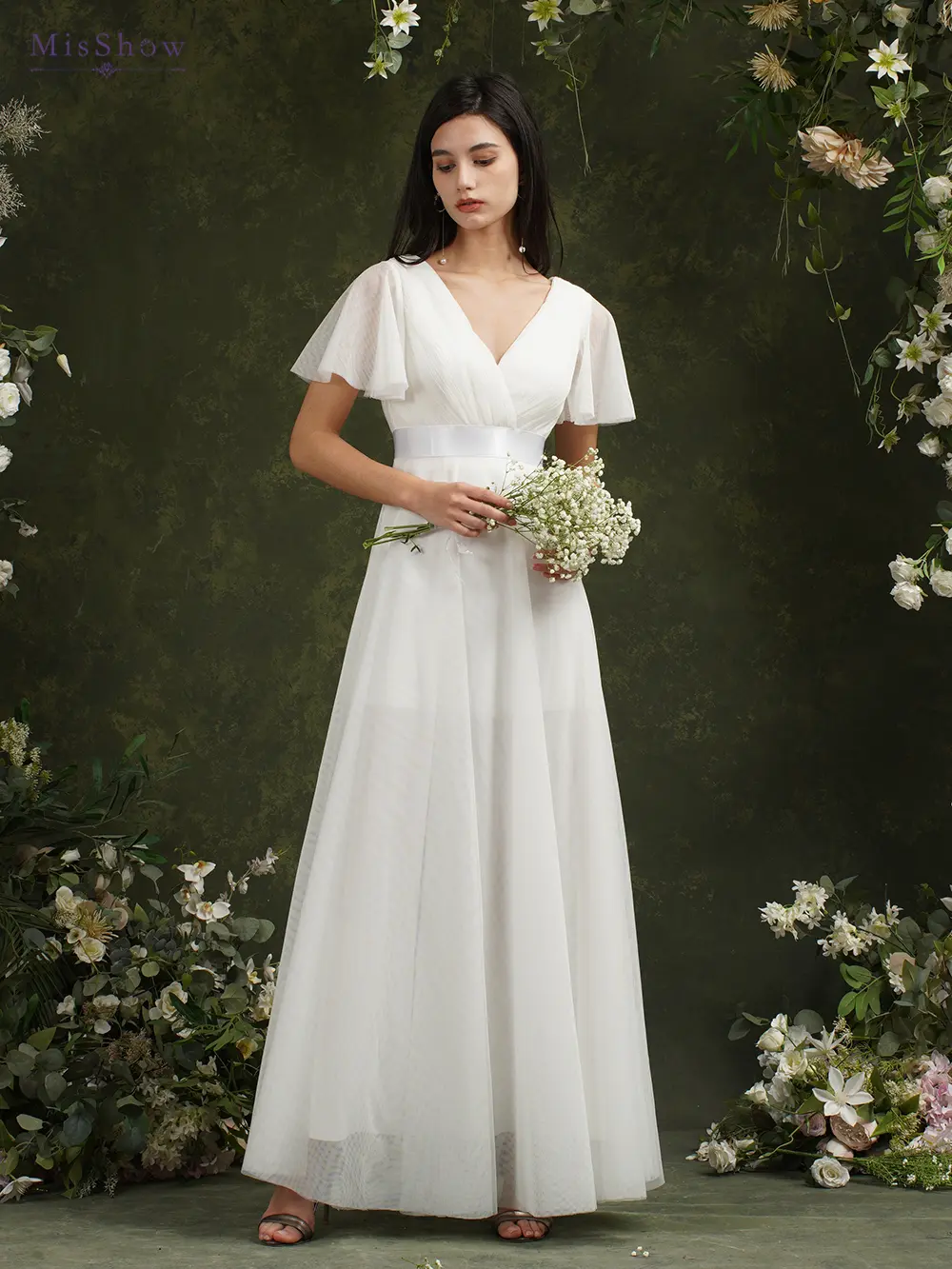 Simple Beach Ivory Wedding Dresses For Women A-Line Puffer Short Sleeve V-Neck Pleat Tulle Open Back Bridal Prom Gowns With Belt