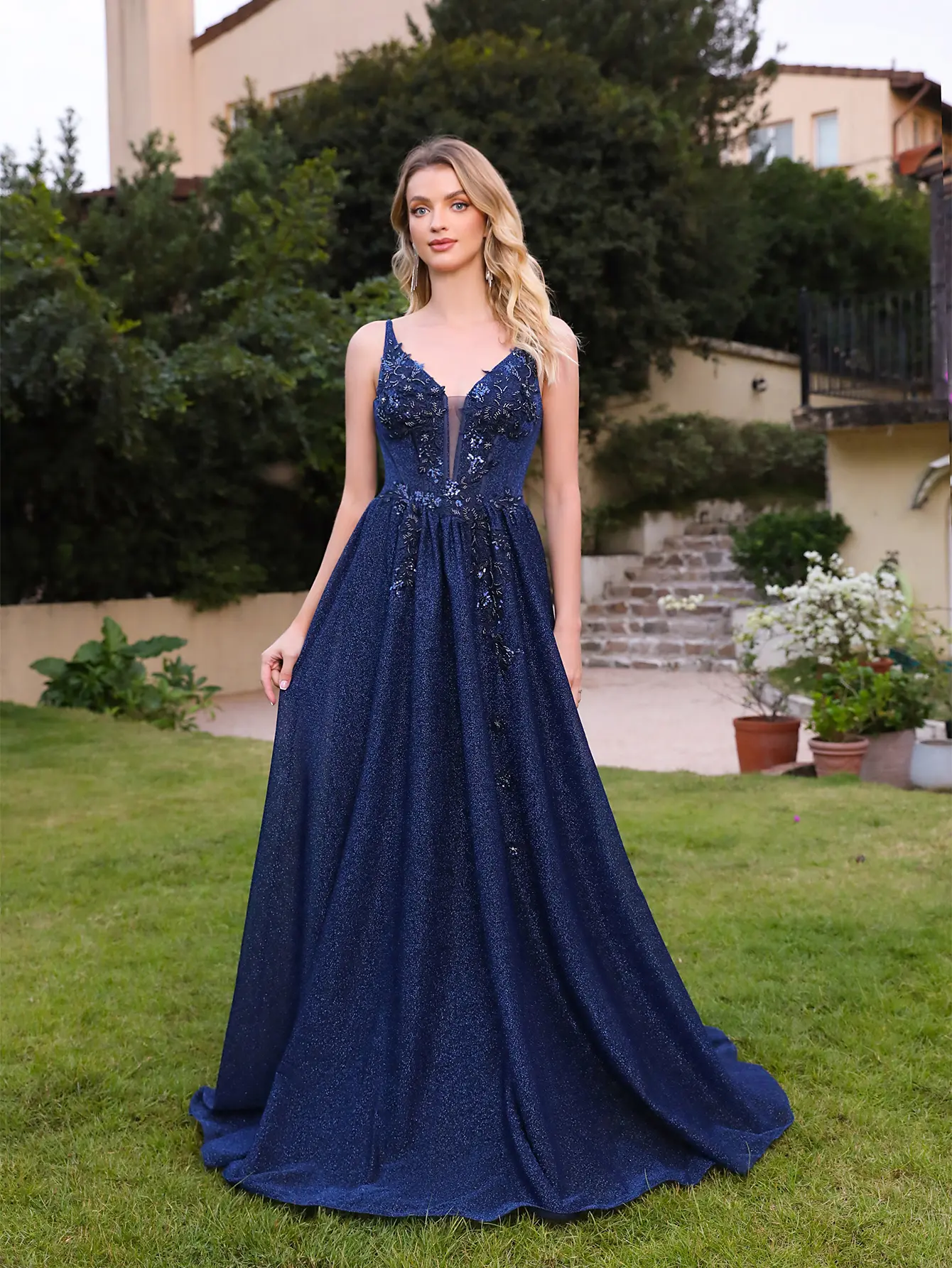 MisShow Navy Blue Evening Dresses Spaghetti Straps Backless Illusion V-Neck Prom Dress Lace Appliques A-Line Maxi Train Gowns