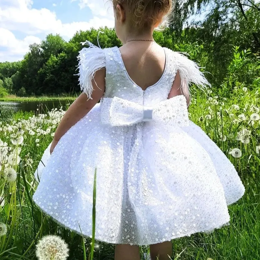 MisShow Diamond Flower Girl Dress White Glitter Sequins O-Neck V-Backless Feather Ball Gowns Bow Waist Knee-Length Party Gowns
