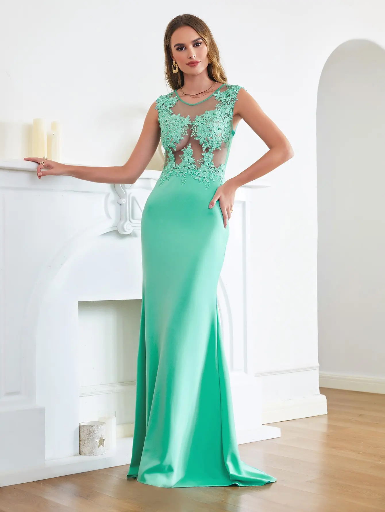 MisShow Malachite Green Evening Dress Sheer Illusion Lace Appliques O-Neck Backless Mermaid Dress Empire Sheath Train Vestidos