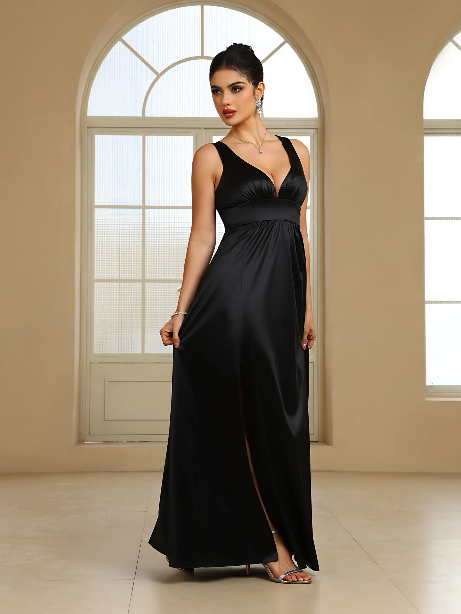 MisShow Black Evening Dresses Wide Strap Sexy V-Neck Backless Empire Prom Dress A-Line Pleated High Split Formal Party Vestidos