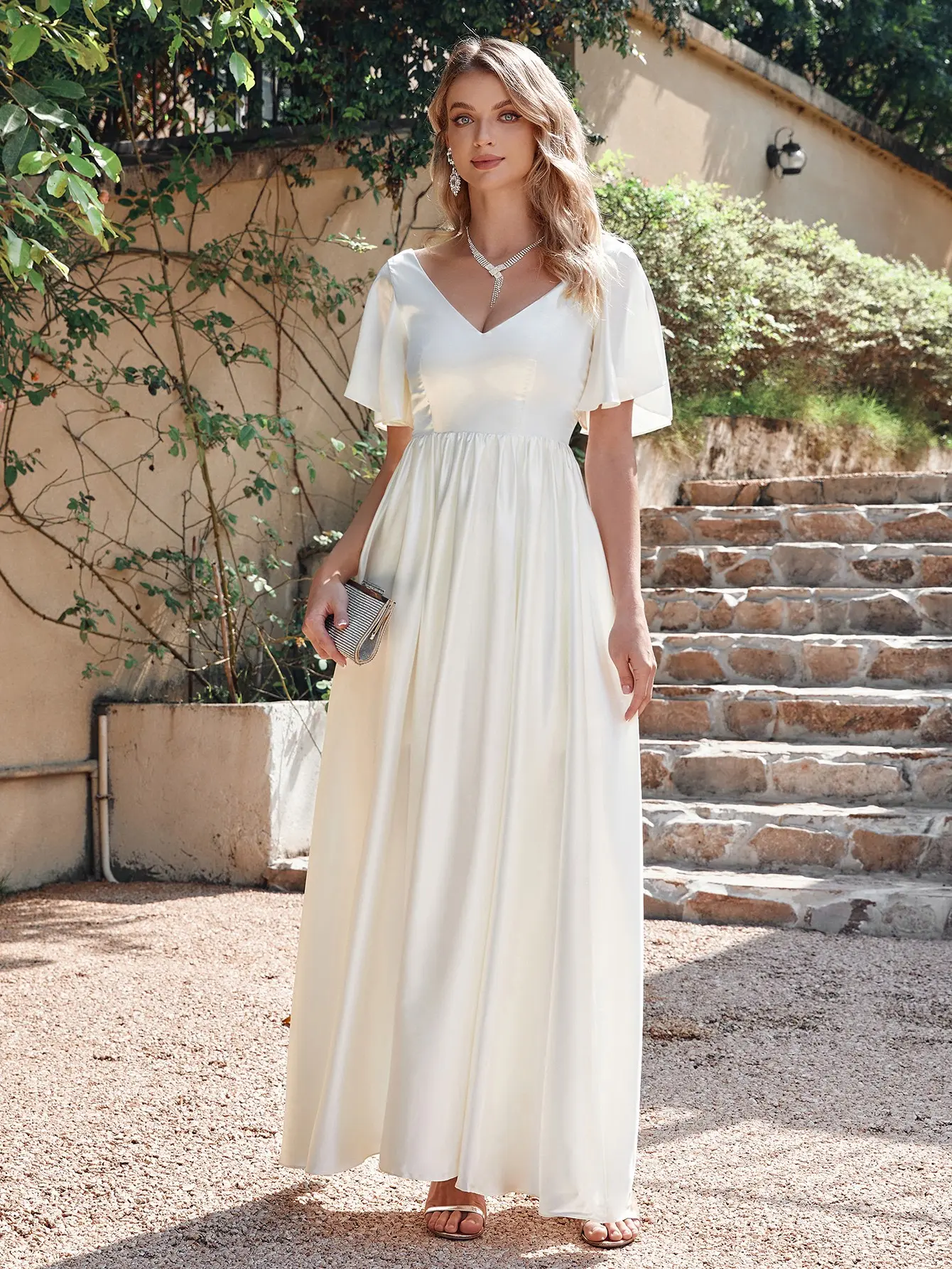 Satin Ivory Simple Bridesmaid Dresses Short Sleeves V Neck A Line Backless Garden Bridal Wedding Party Gowns Vestido De Noche