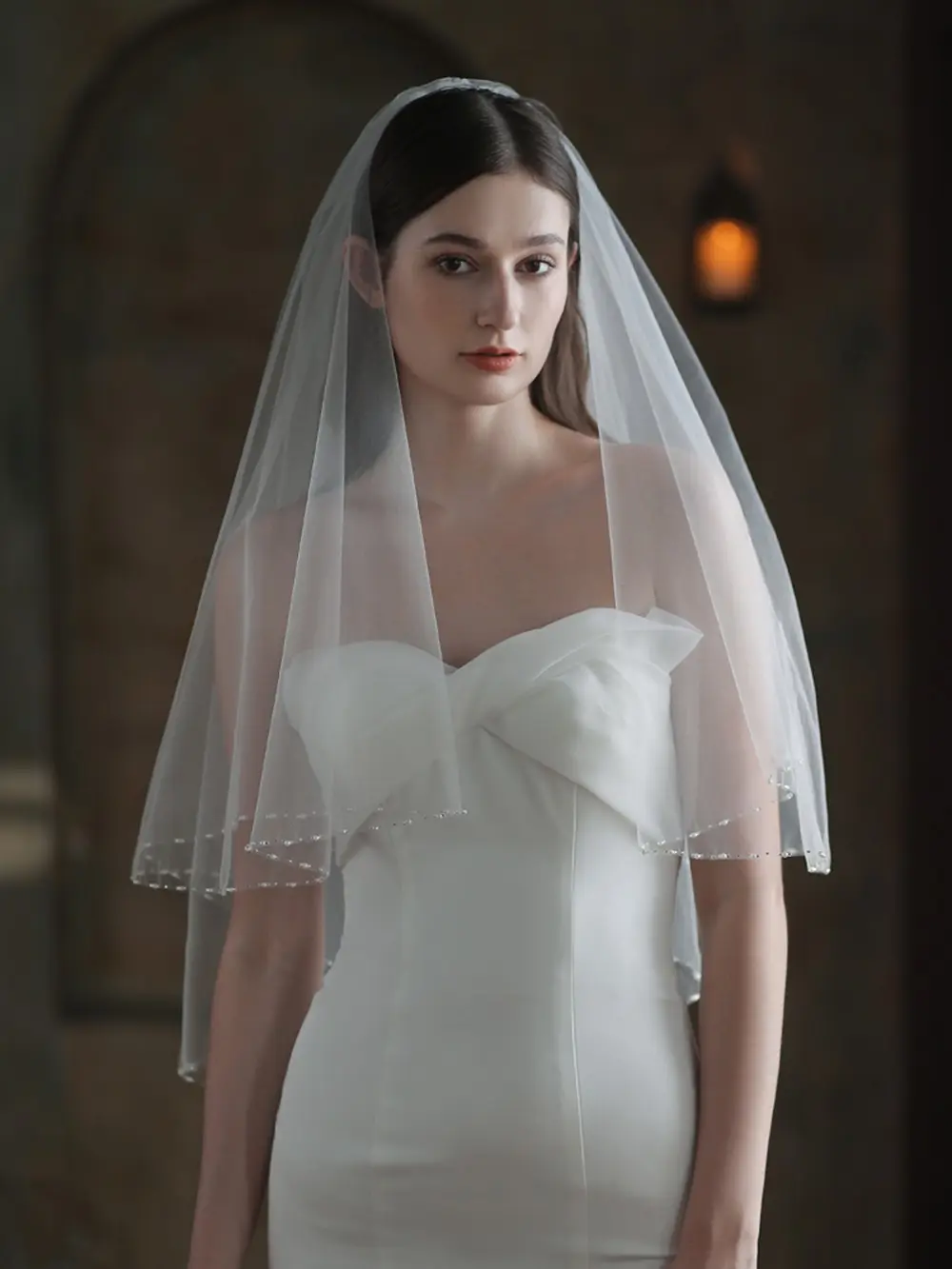 Ivory Short Bridal Two Layer Tulle Pearls Beaded Crescent Edge Wedding Veils With Hair Comb Elbow Length Bride Blusher Veils