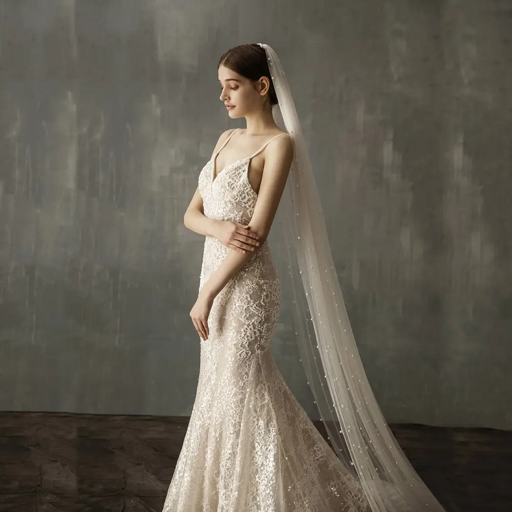 230Cm Long Bridal Veil White Ivory Luxury Pearls Tulle Veils With Hair Comb Single Layer Lace Edge Cathedral Wedding Bride Veil