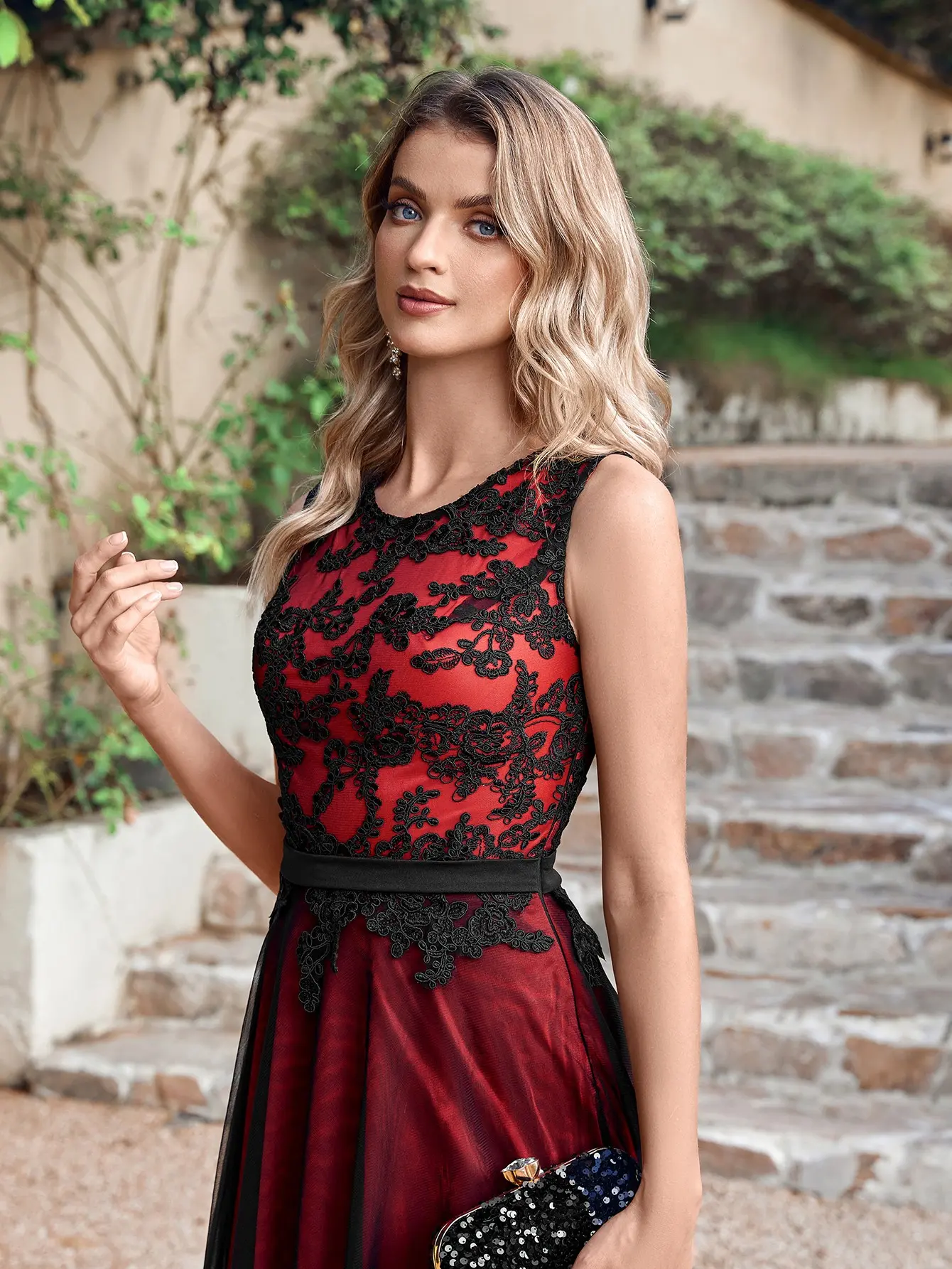 Elegant Crew Neck Lace Evening Dresses Tulle Appliques Sleeveless Illusion Long A Line Formal Party Prom Gowns Vestido De Festa