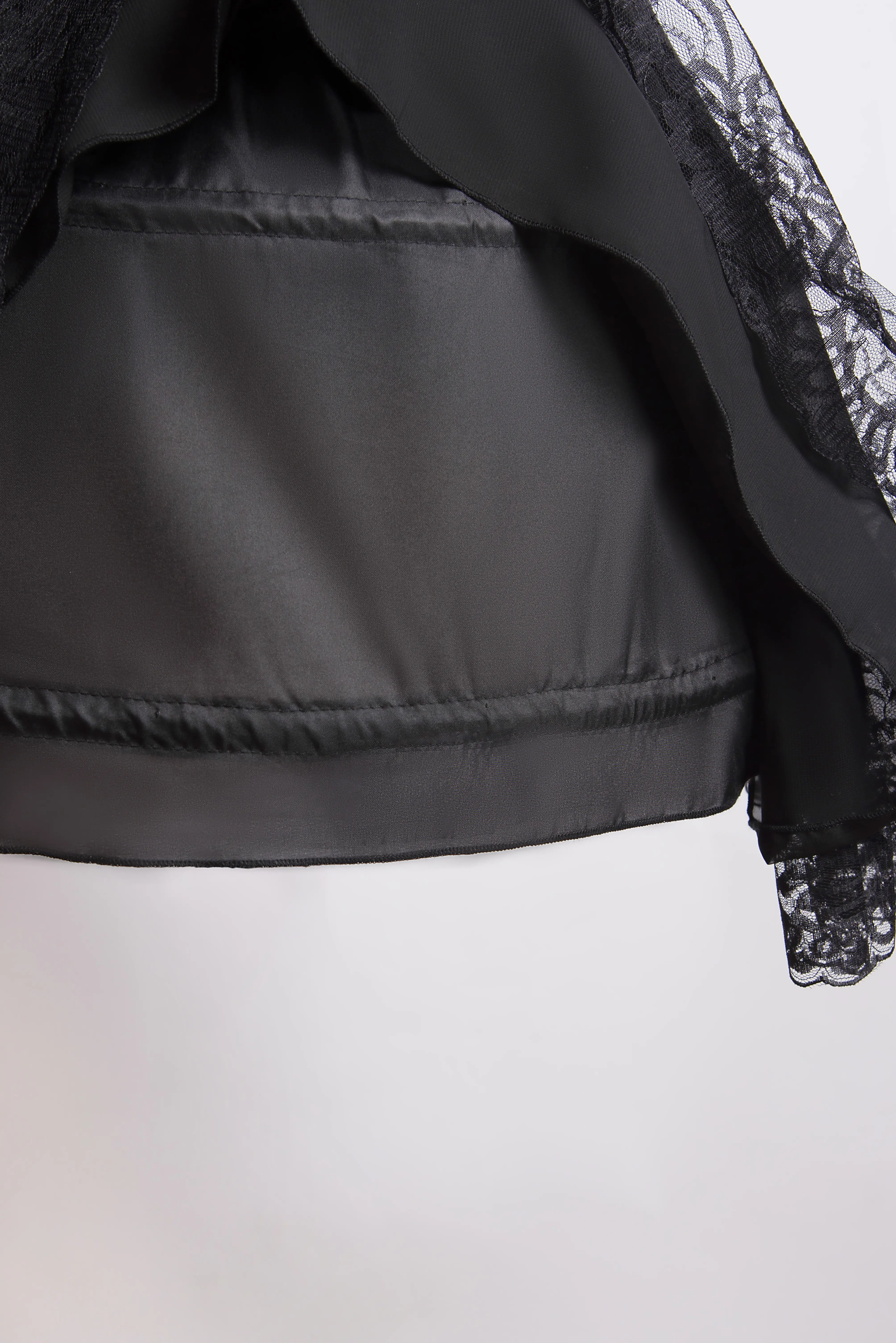 White Black Taffeta Petticoat Layered Lace Ruffled Trim Short Tutu Skirt Elastic Waist Lolita Cosplay Ball Gown Underskirt