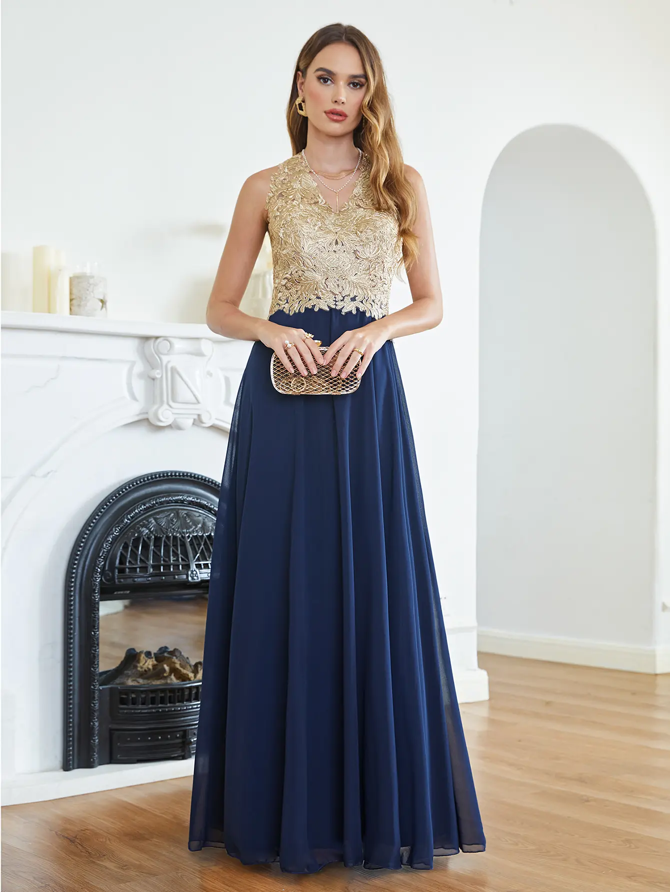 MisShow Halter Evening Dresses Gold Lace Appliques V-Neck Illusion Backless Prom Dress Chiffon A-Line Formal Occasion Vestidos