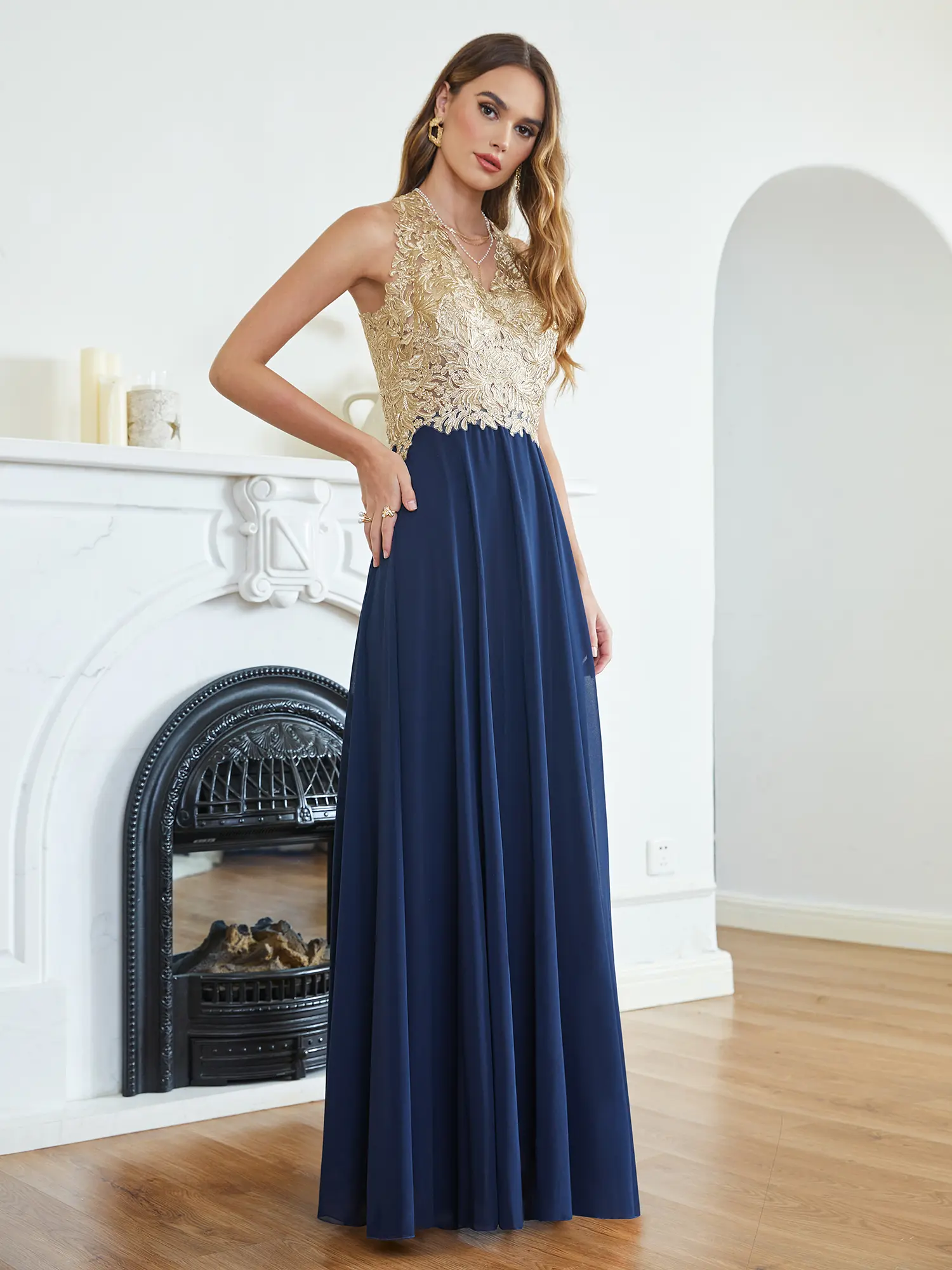 MisShow Halter Evening Dresses Gold Lace Appliques V-Neck Illusion Backless Prom Dress Chiffon A-Line Formal Occasion Vestidos