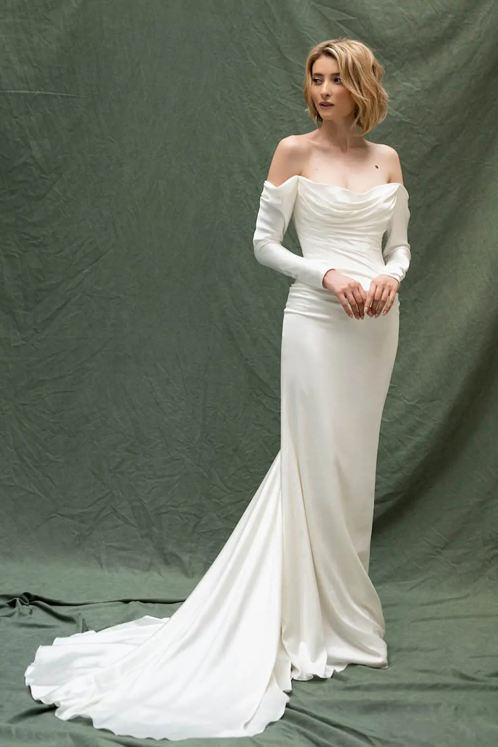 Modern Long Sleeves Pleat Satin Mermaid Wedding Dresses Sweep Train Custom Made 2024 Vestido De Noival