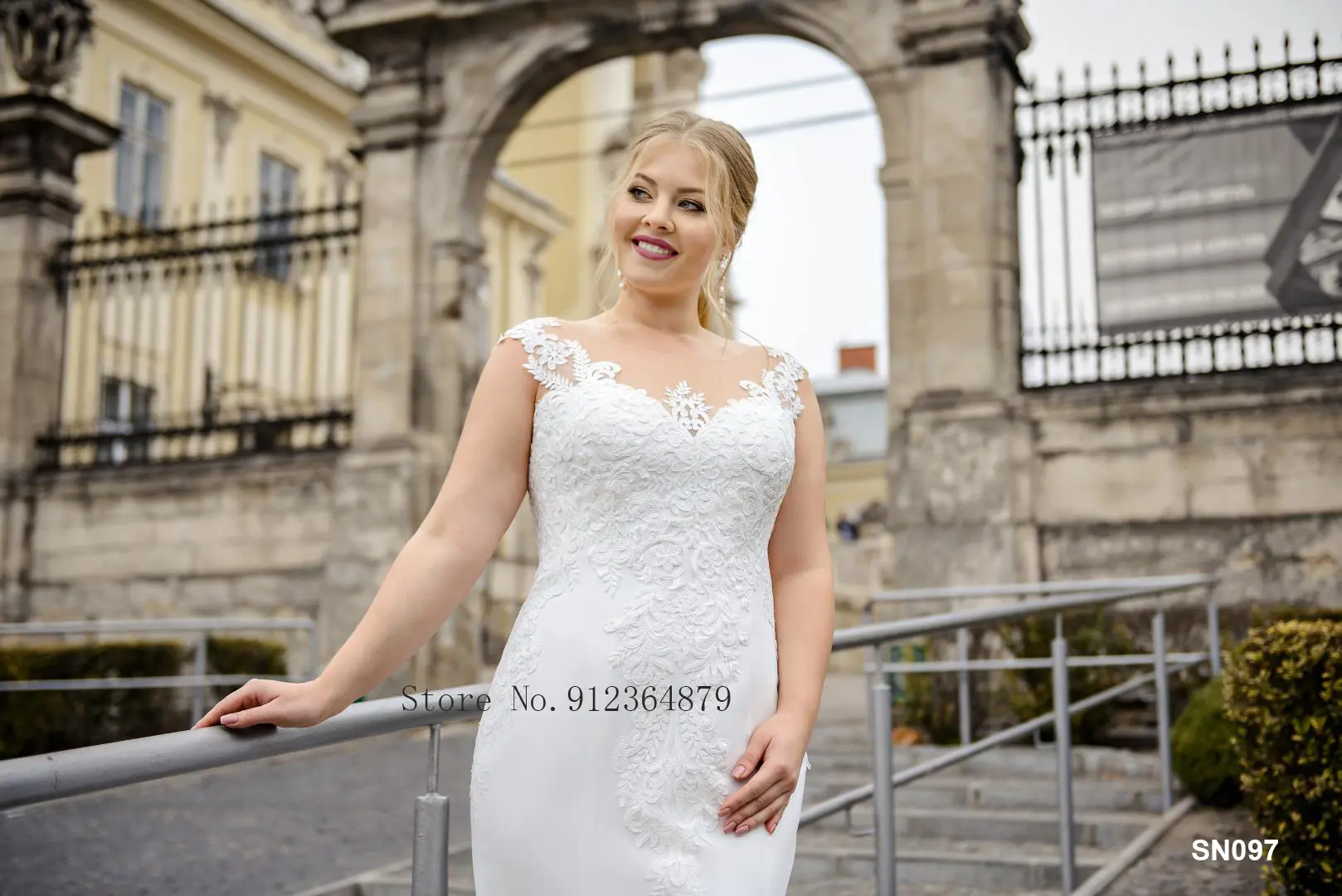 Elegant Sheer Mermaid Wedding Dress 2022 New See Through Back Wedding Gowns Applique Bridal Dress Plus Size