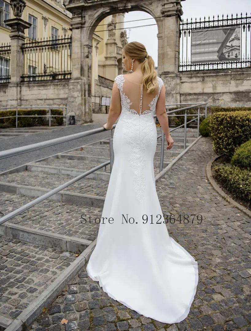 Elegant Sheer Mermaid Wedding Dress 2022 New See Through Back Wedding Gowns Applique Bridal Dress Plus Size