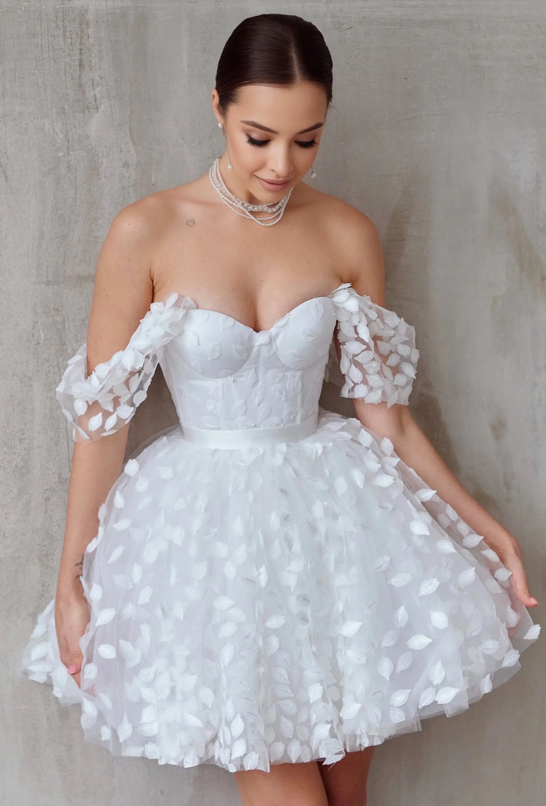 Charming Off The Shoulder Sweethart Short/Miniw Wedding Dresses Custom Made Bridal Grown 2026 Vestido De Noival