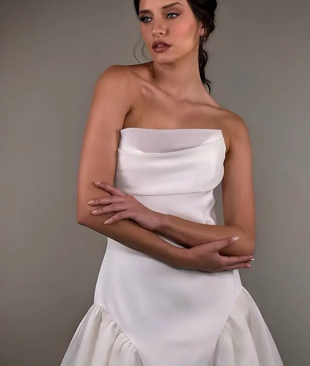 Charming Strapless Pleat Satin A Line Wedding Dresses Custom Made Bridal Grown  2025 Vestido De Noival