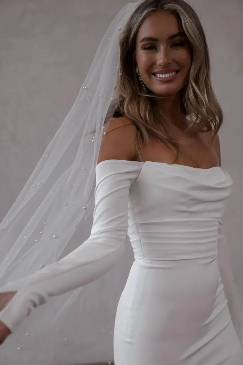 Elegant Off The Shoulder Long Sleeves Butterfly Mesh  Satin Sheat/Mermaid Wedding Dresses Button Zipper Back 2023 Rode De Morrie
